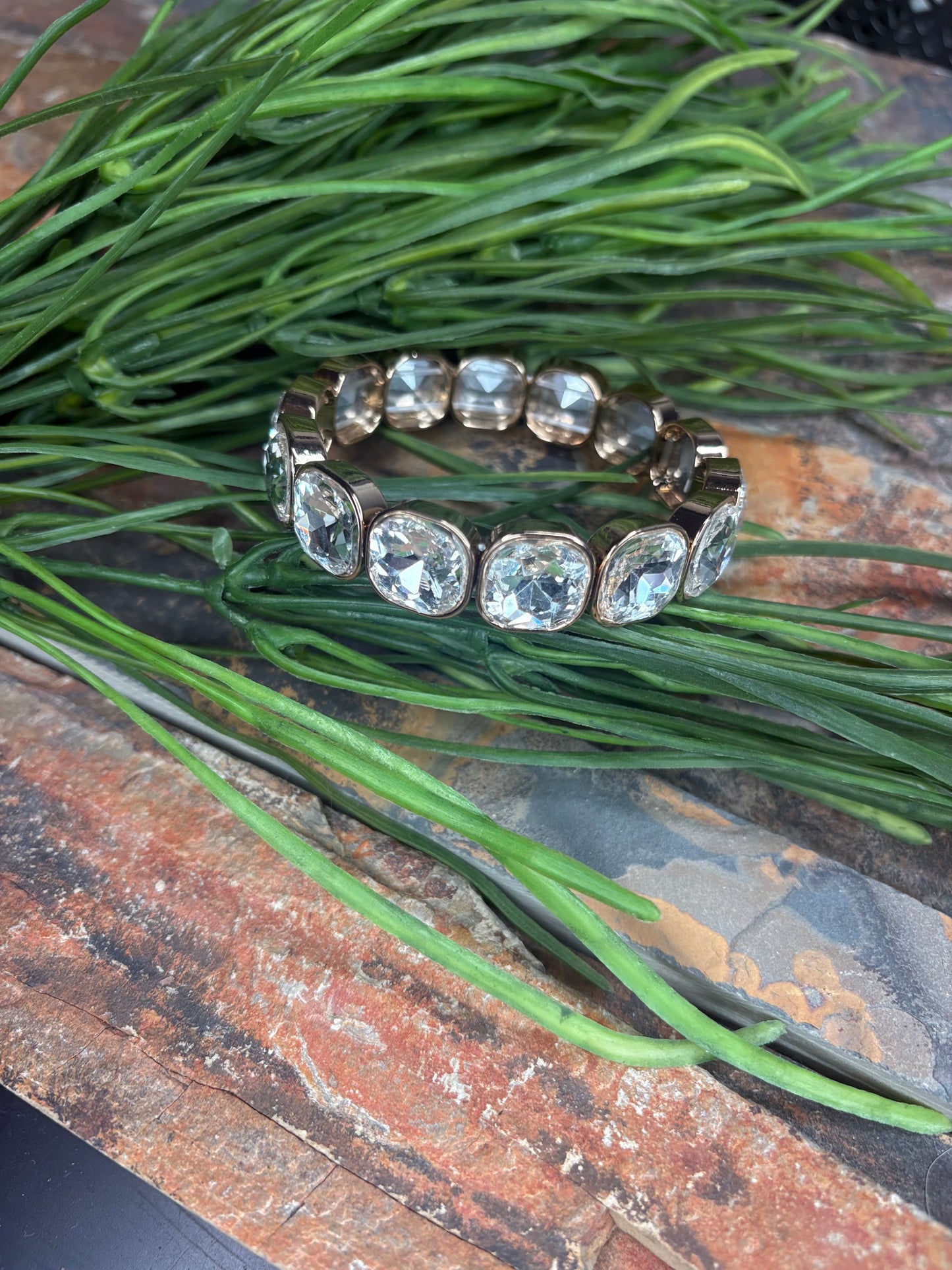 Aura Cube Square Cut Gem Stretch Bracelet