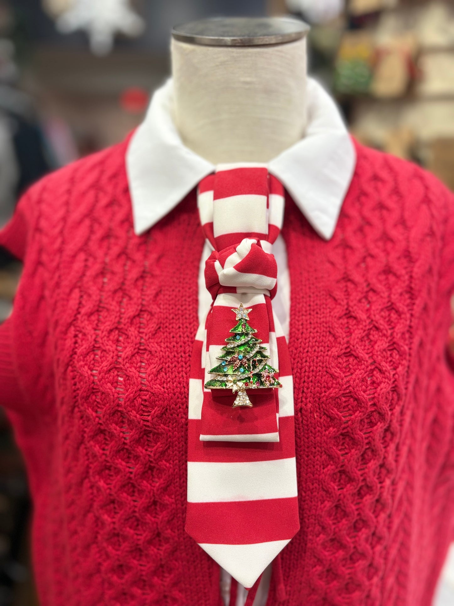 Simply Elegant Necktie Necklace Accessory / Christmas Tree Stripe