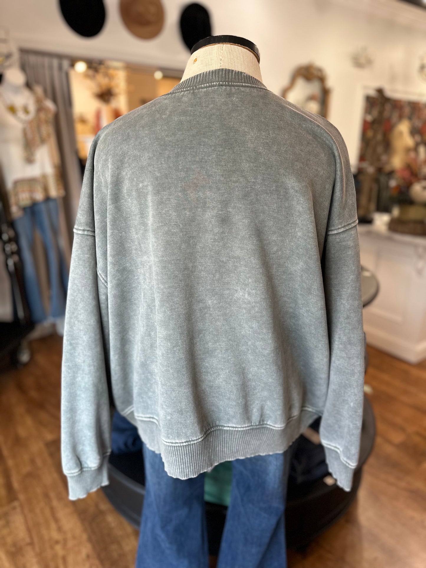 Casual Staple Mineral Wash Pullover ~ Ash Jade