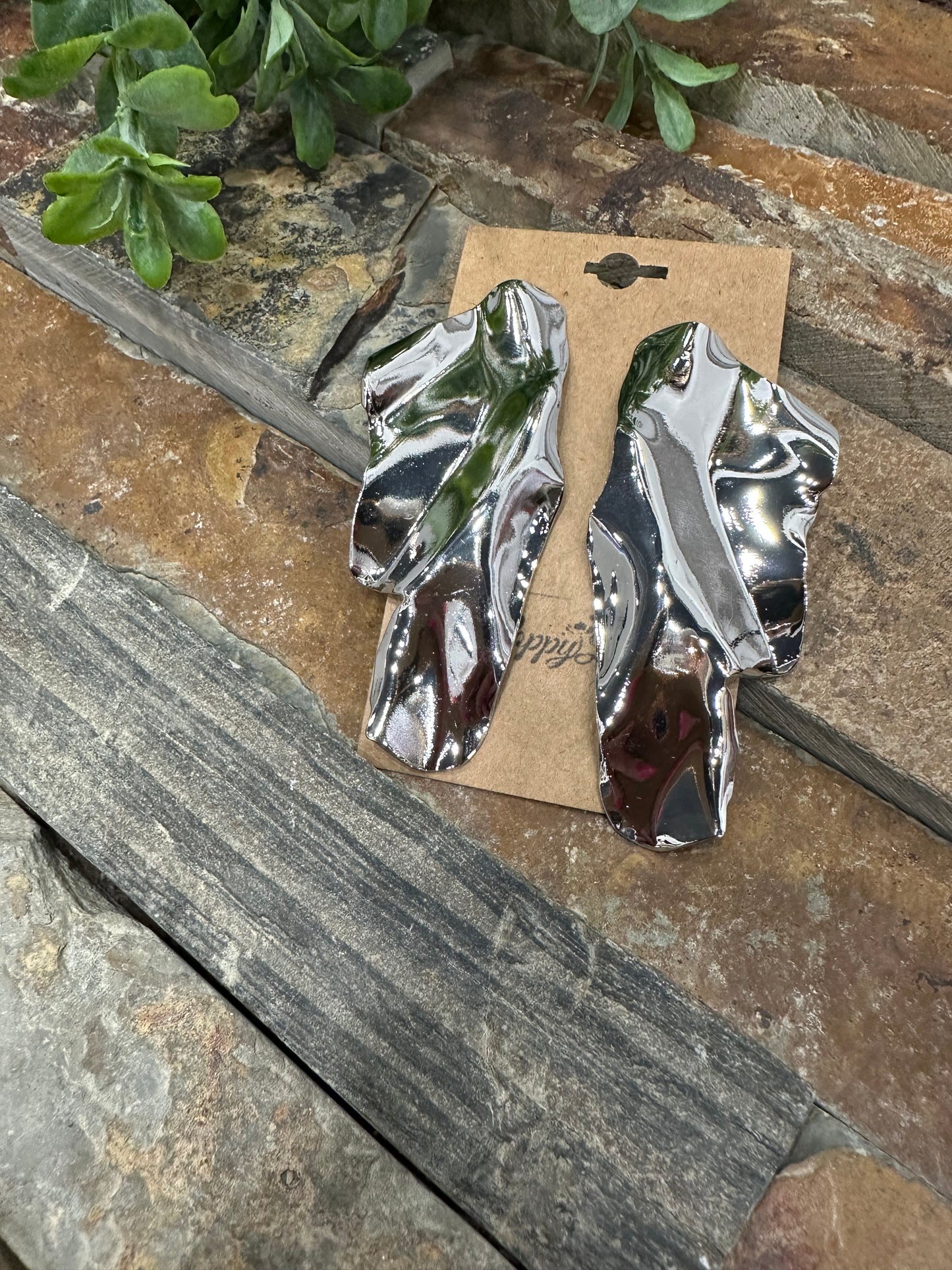 Savor The Feeling Twisted Metal Earrings ~ Silver