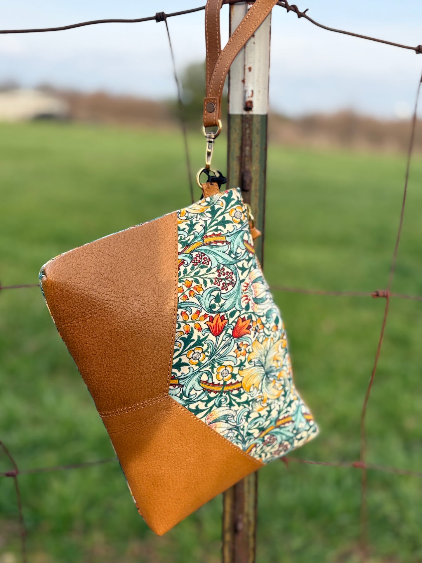Myra My Own Garden Clutch Bag