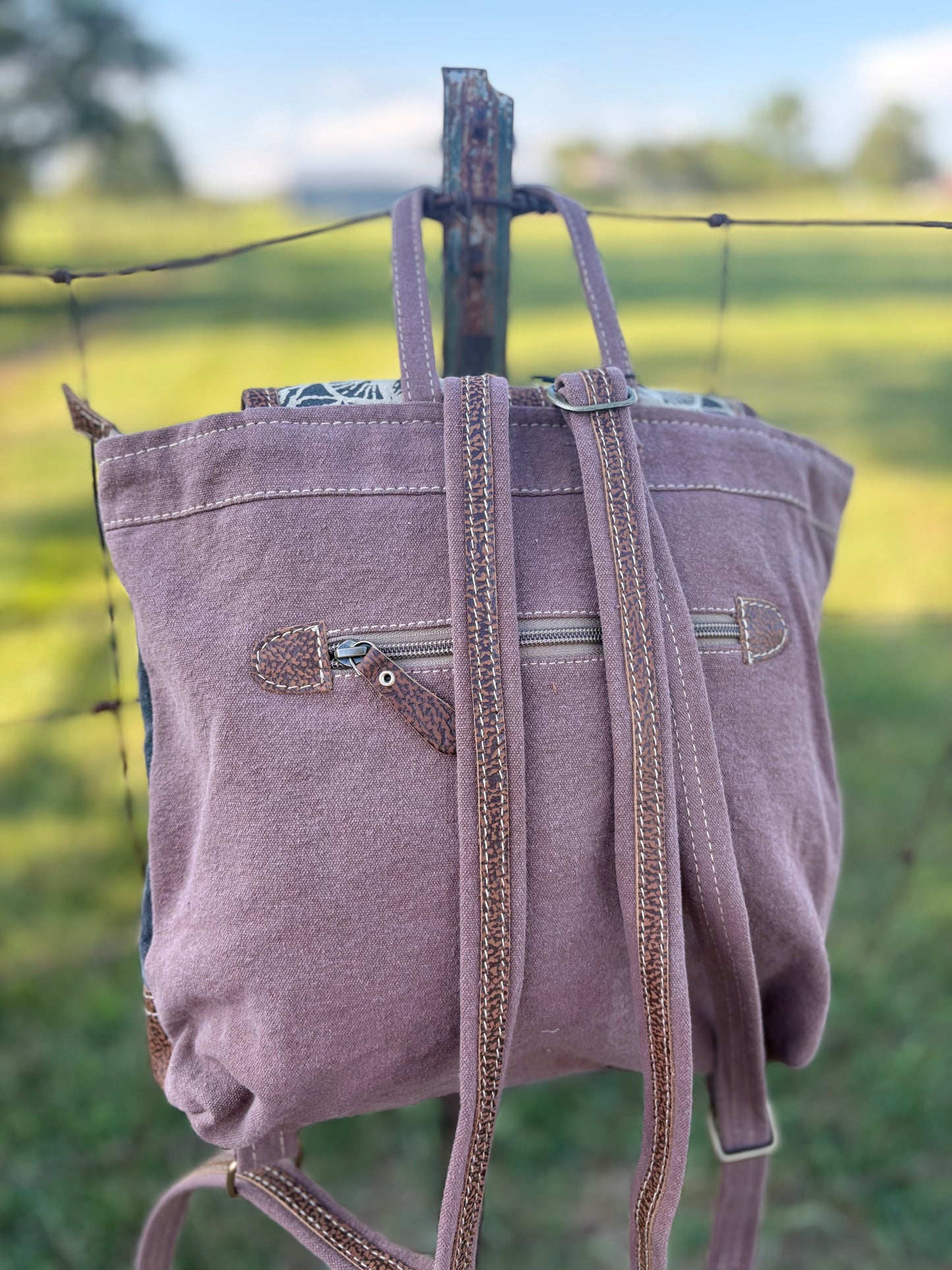 Myra Daisy Delight Backpack Bag