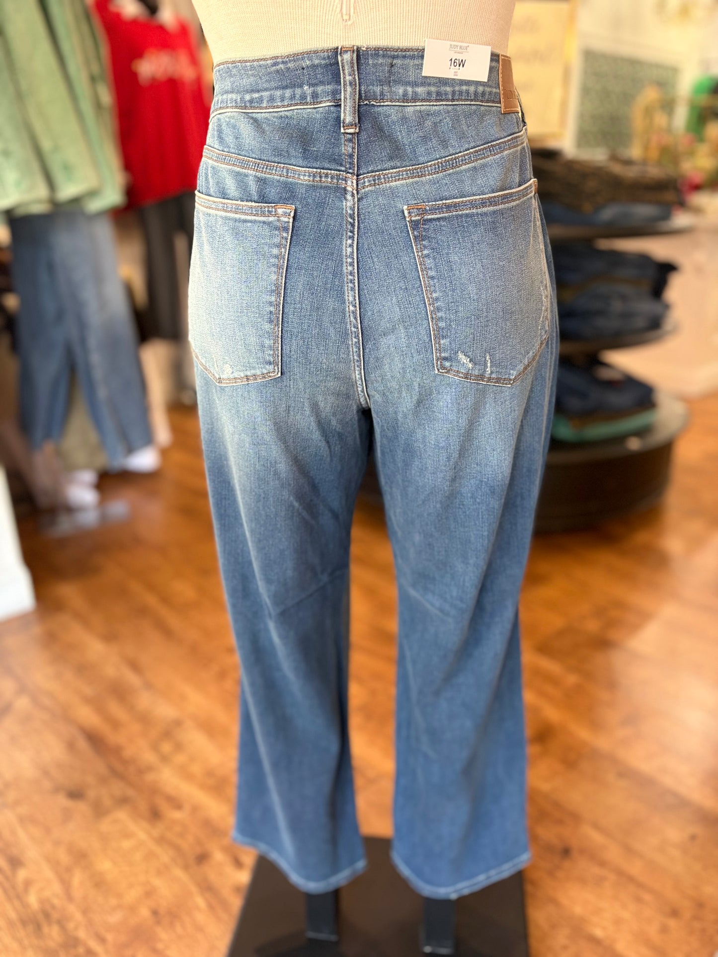 Judy Blue High Rise Straight Leg Jean ~ GLENDA