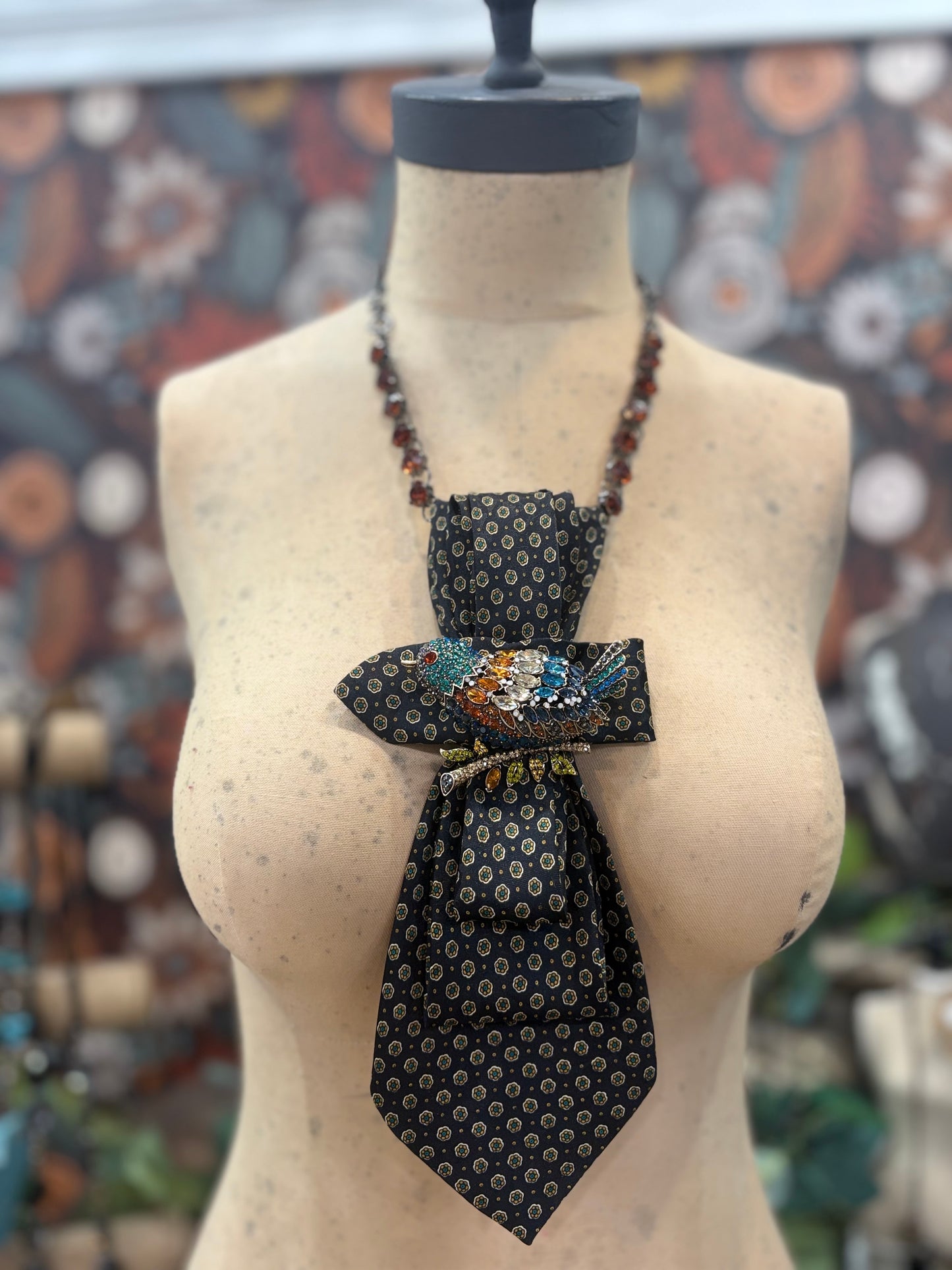 The It Girl Necktie Necklace Accessory / Black w/ Bird Brooch