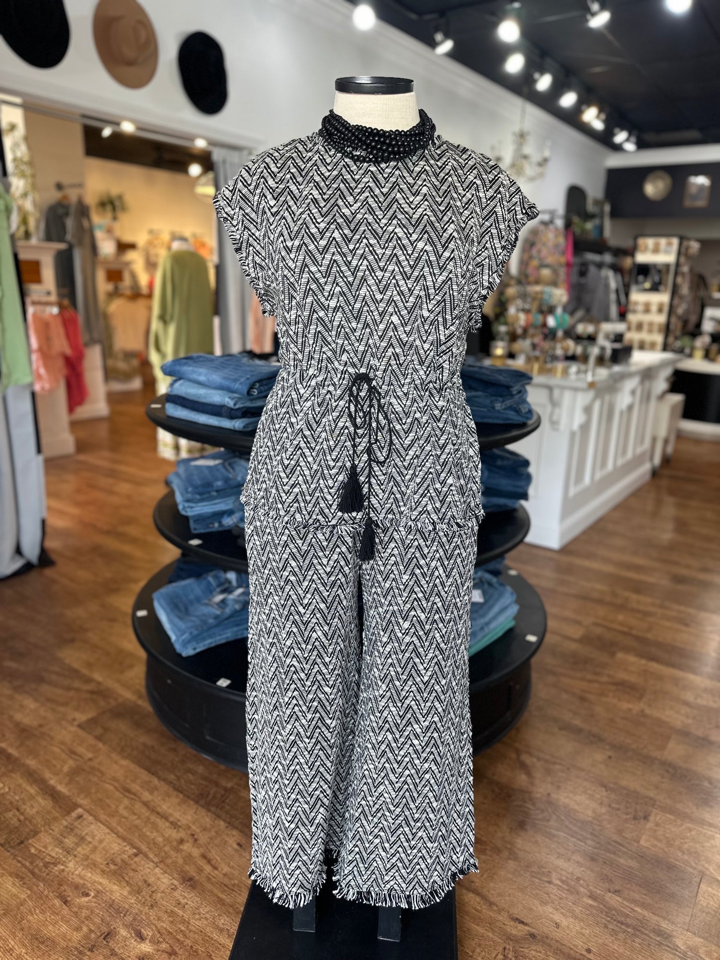 Talk Of The Town Fringe Detail Cropped Pants