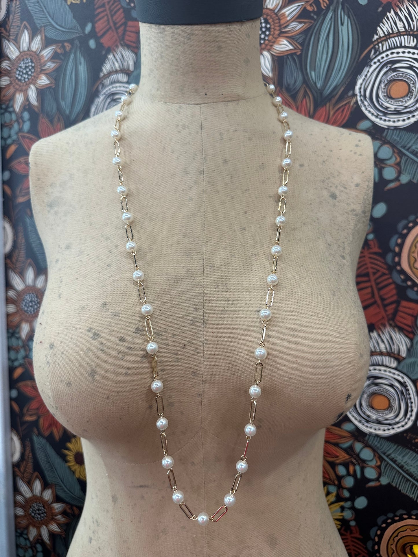 Good Mindset Pearl and Paperclip Chain Necklace
