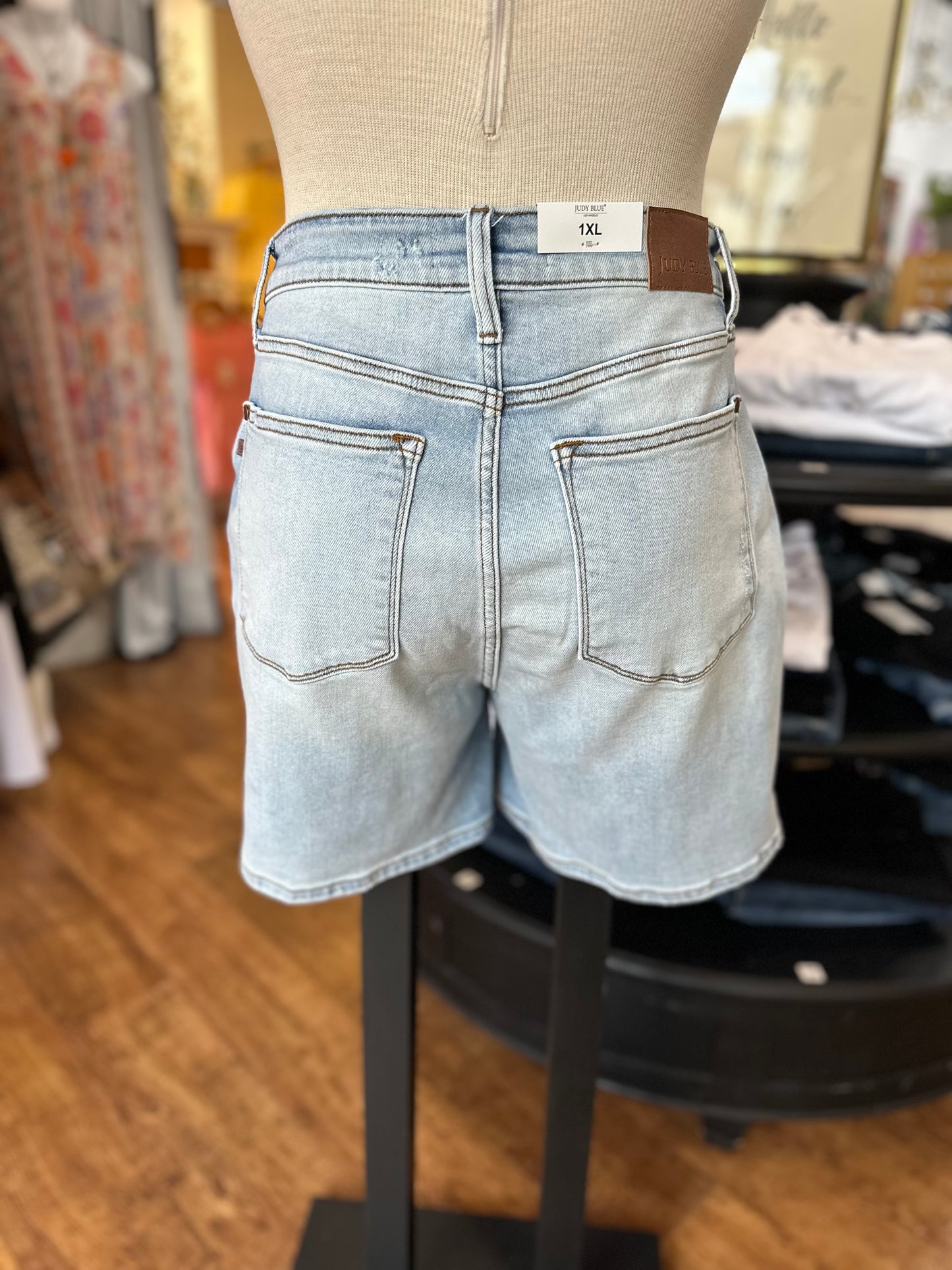 Judy Blue Mid Length Dad Shorts ~ DAKOTAH