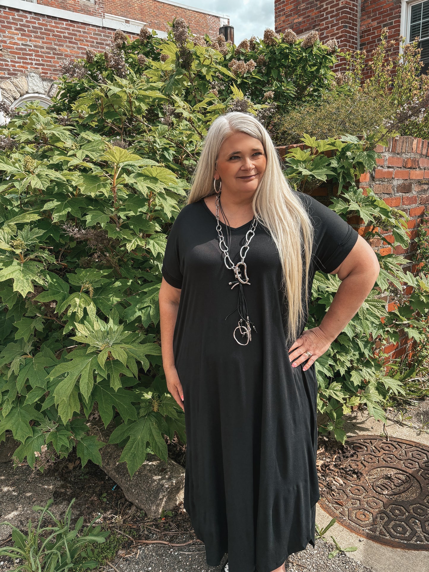 Cue The Casual Maxi Dress ~ Black