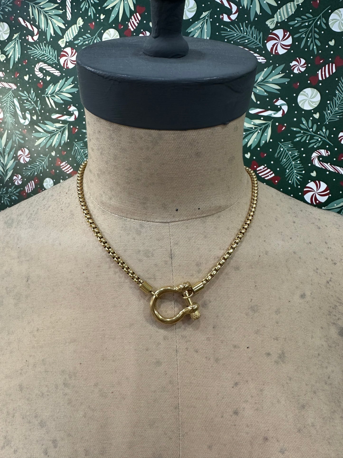 High Roller Horseshoe Buckle Necklace ~ Gold