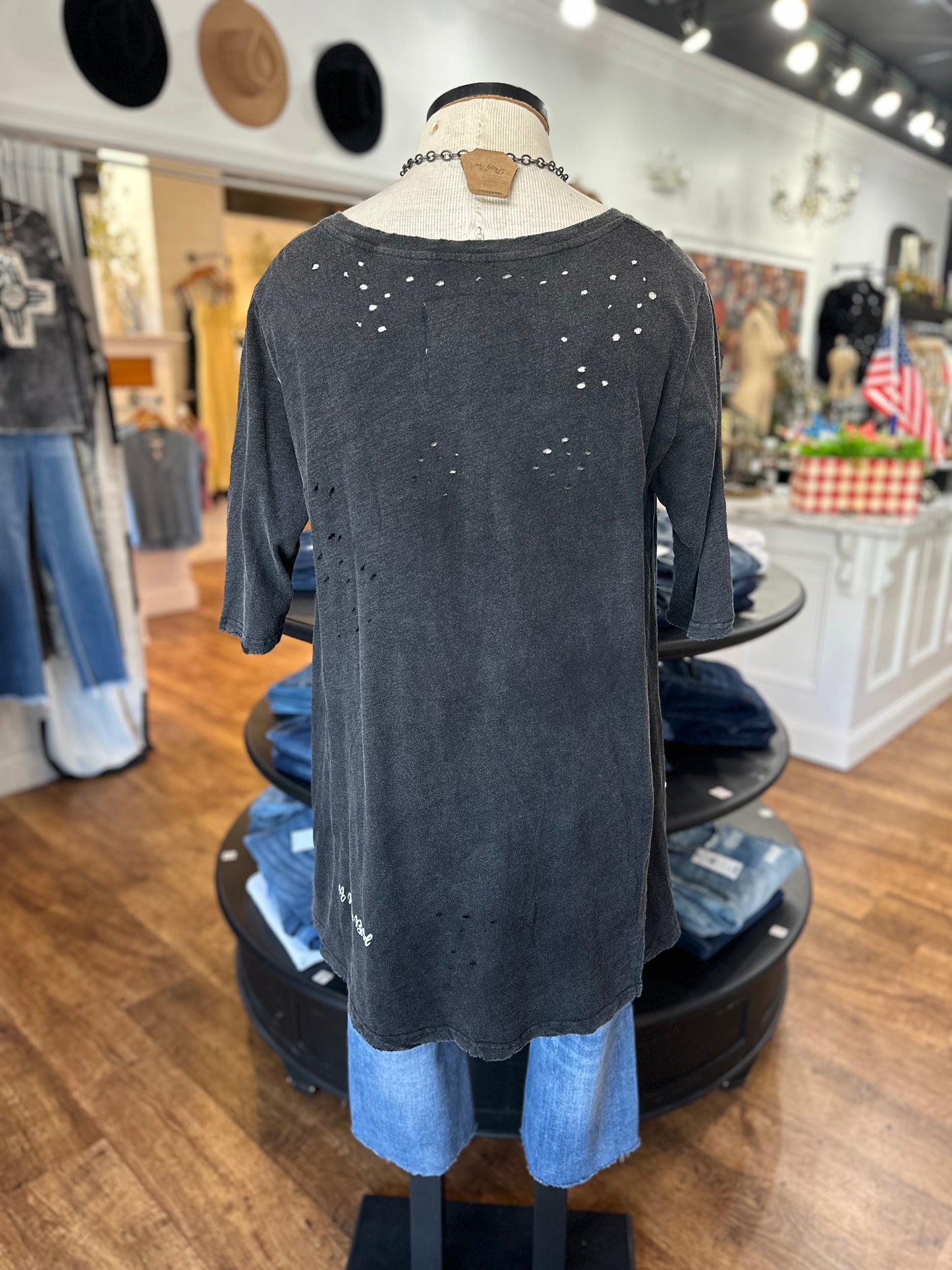Pretty Things Graphic Tee