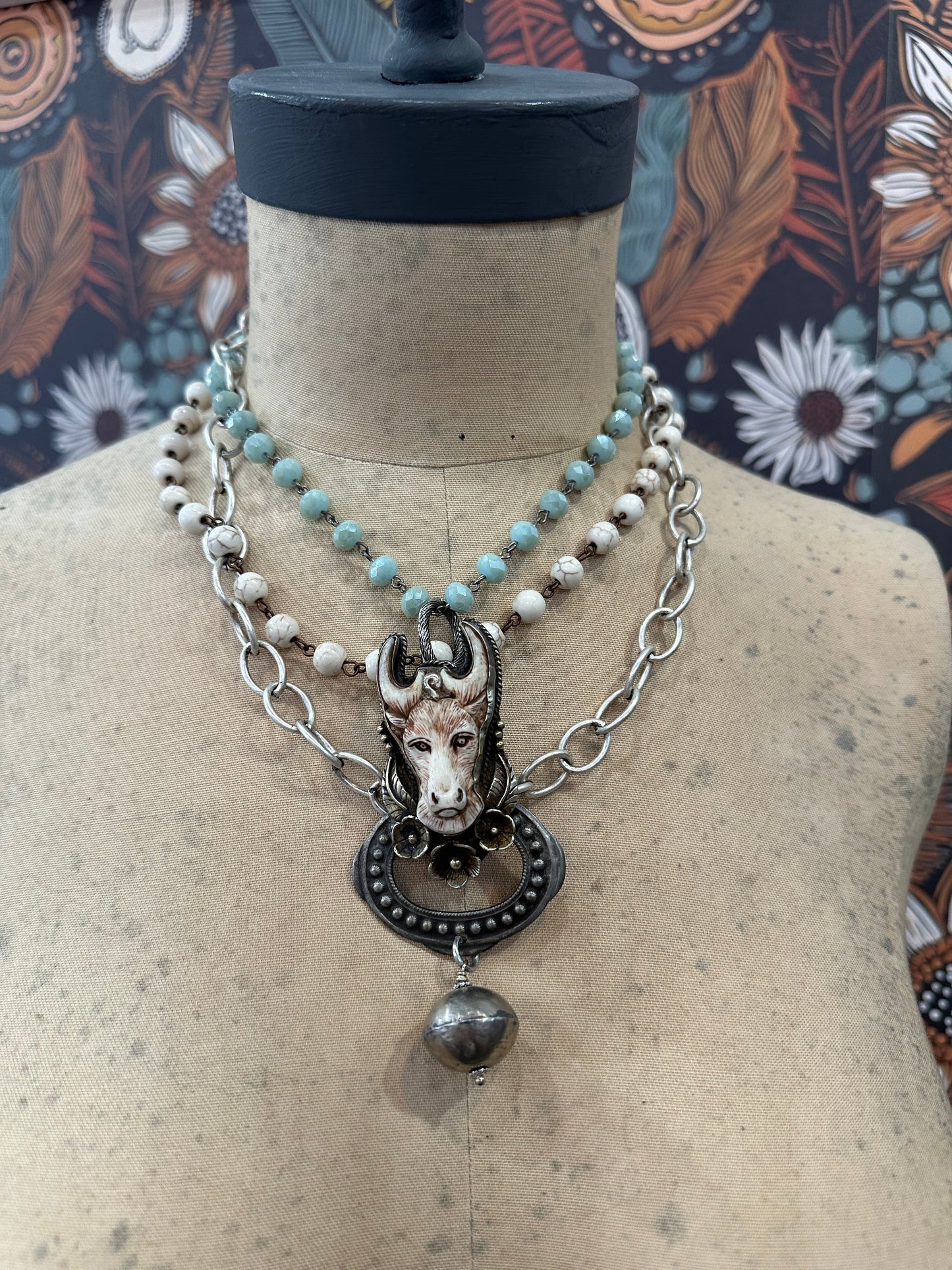 The Outlaw's Heart Necklace / Art by Amy