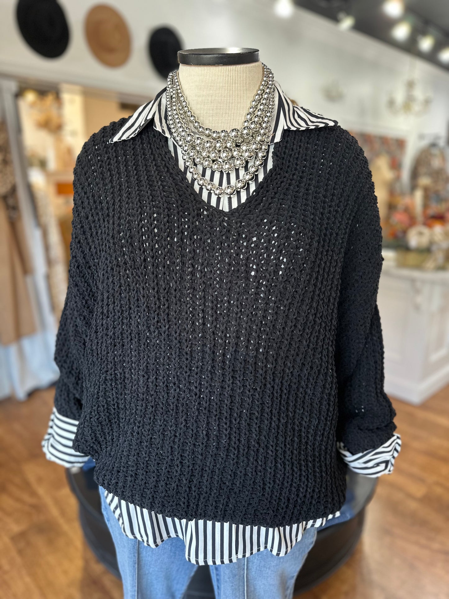 Simply Curated Chunky Sweater ~ Black