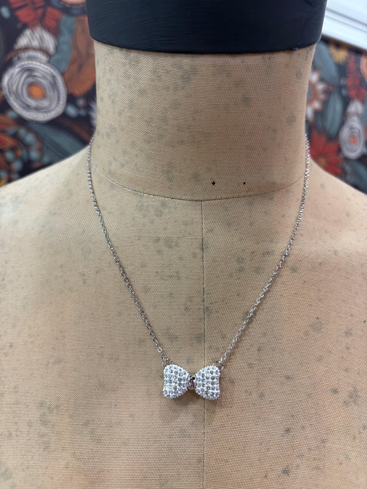 Bow-tiful Sparkle Necklace