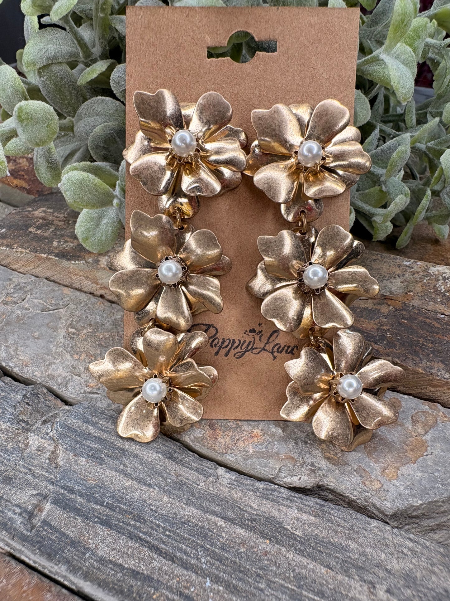 Pearls & Petals Earrings