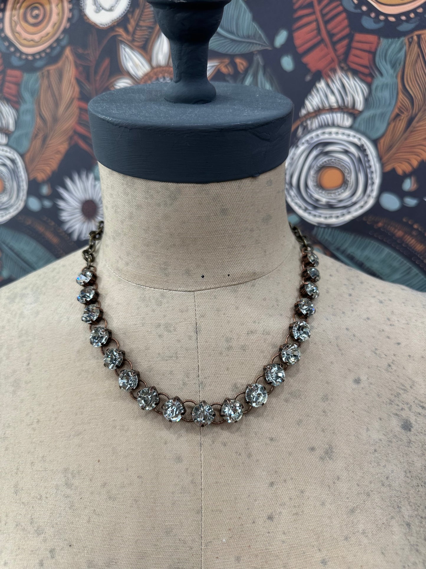 All That Sparkles Necklace / Bronze