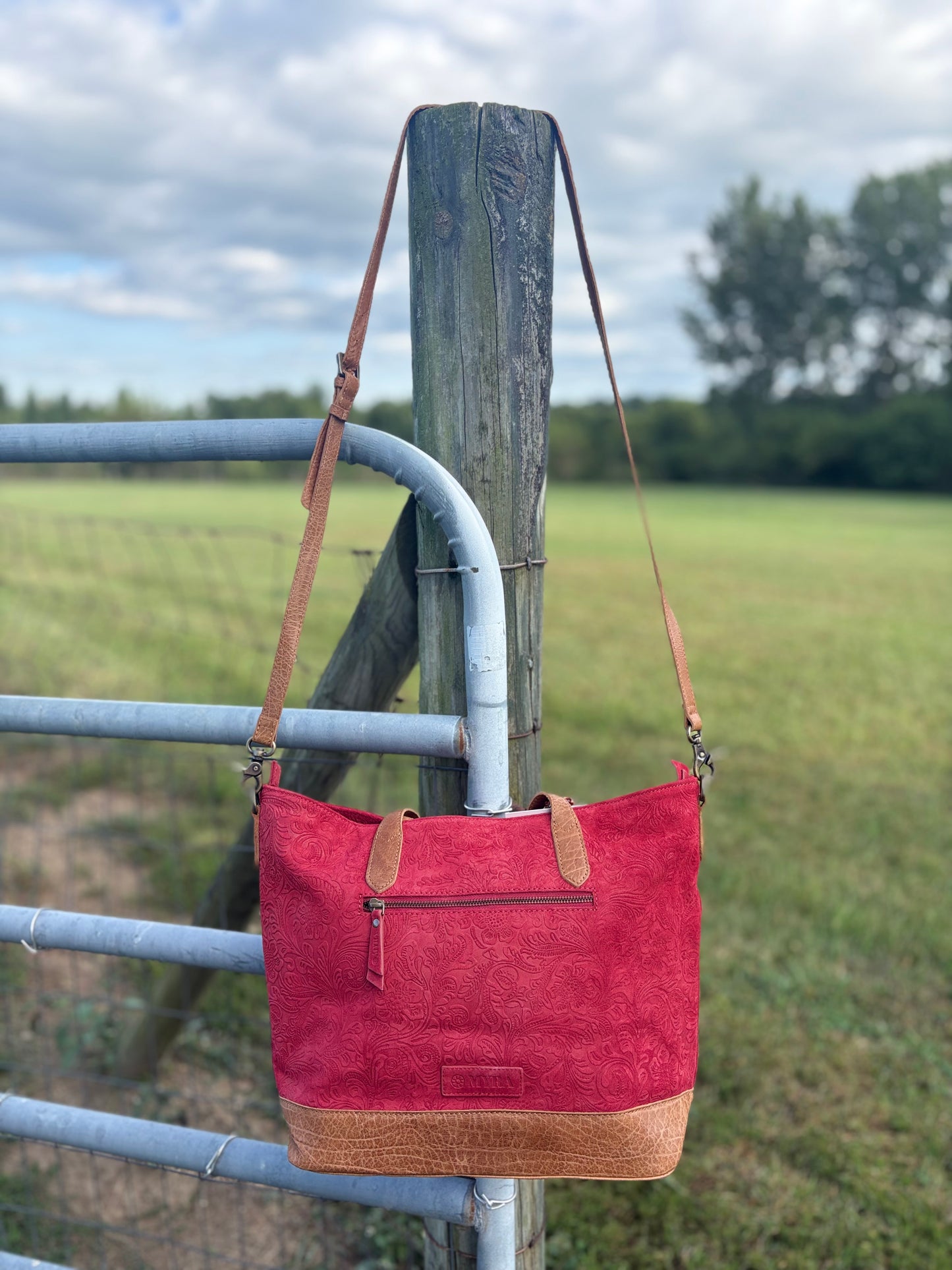 Myra Amber Dune Leather Bag in Red