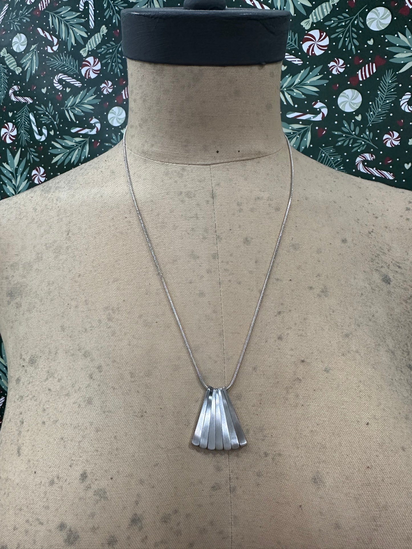 Go With It Geometric Charm Necklace ~ Silver