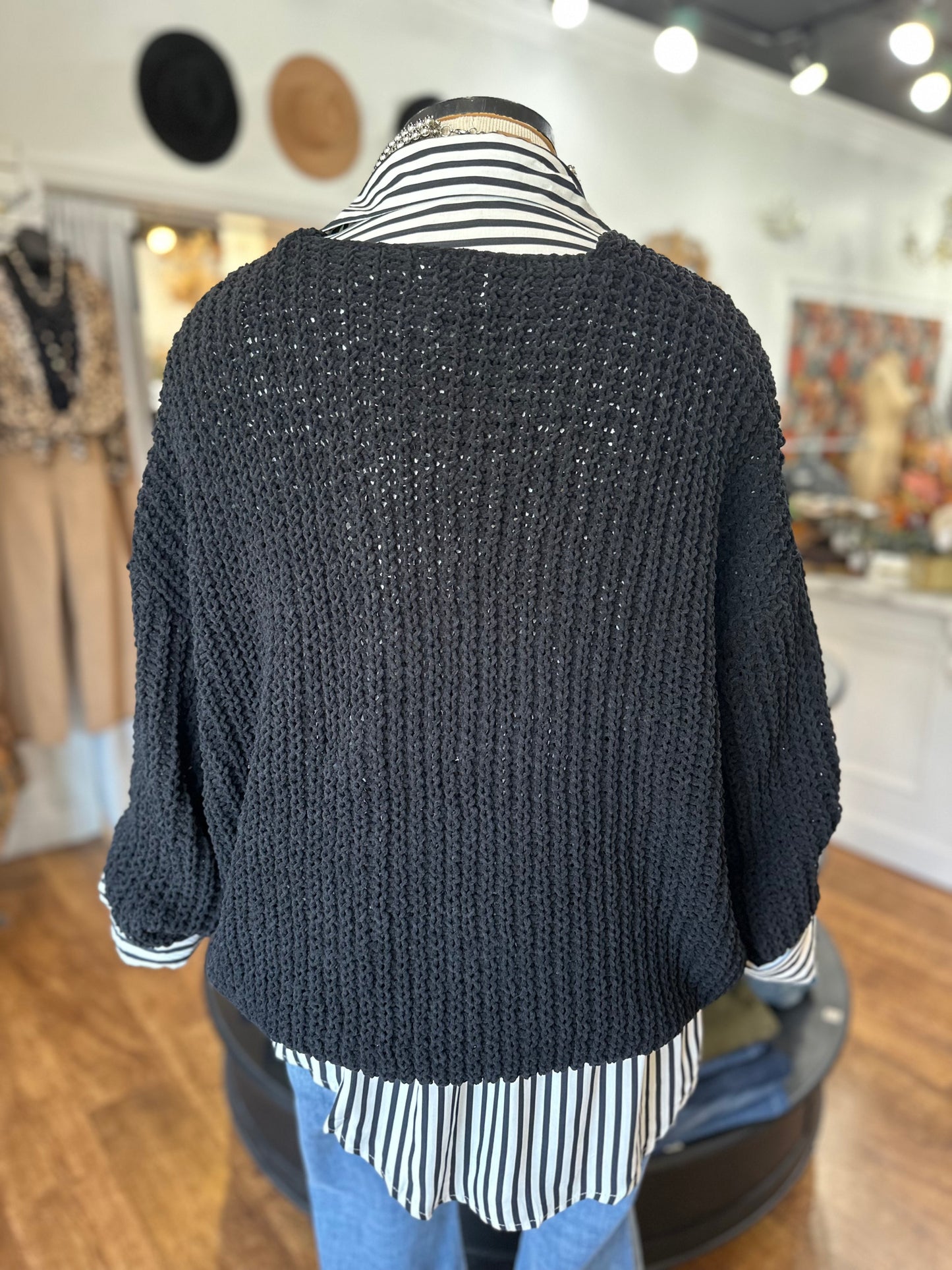 Simply Curated Chunky Sweater ~ Black