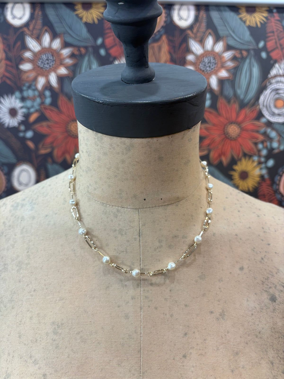 A Little Link & Luxe Necklace