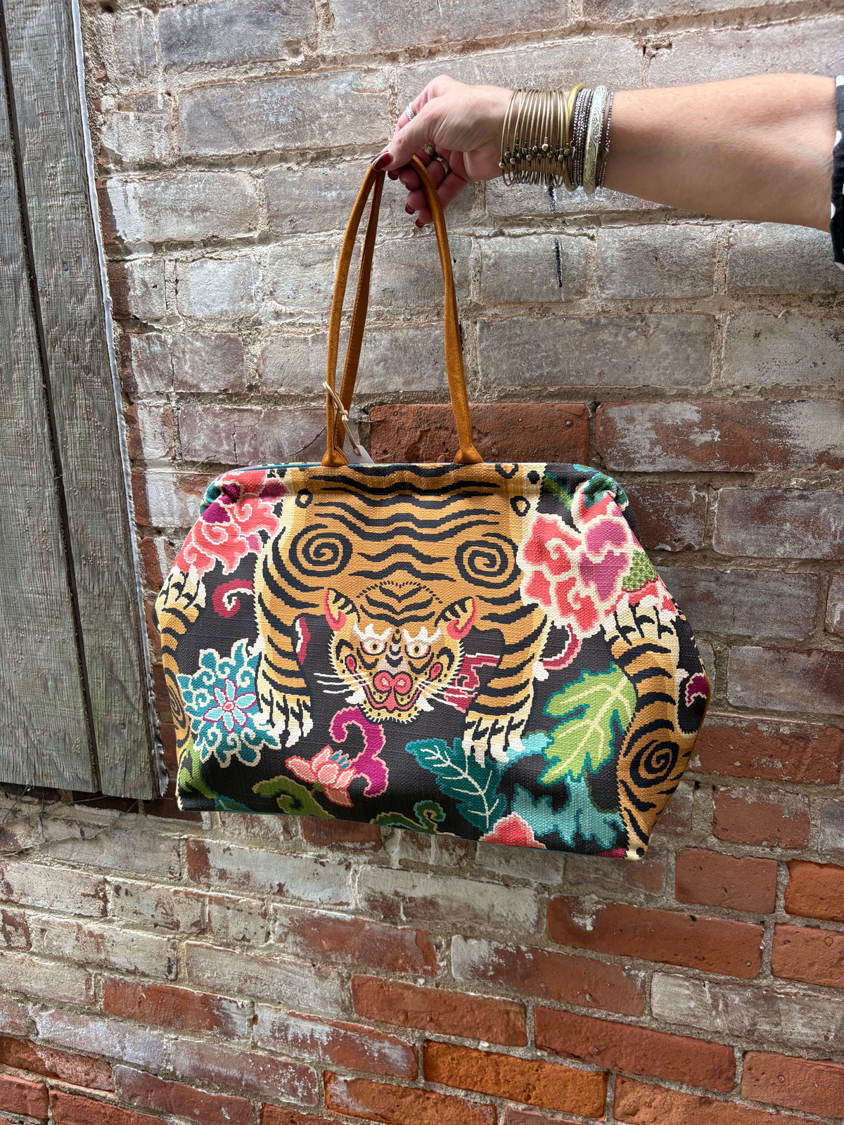 Atenti Le Tigre Pioneer Mary Poppins Handbag