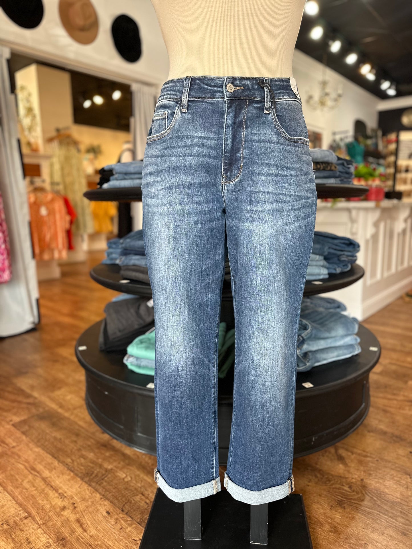 Judy Blue Mid Rise Boyfriend Jean ~ BILLIE