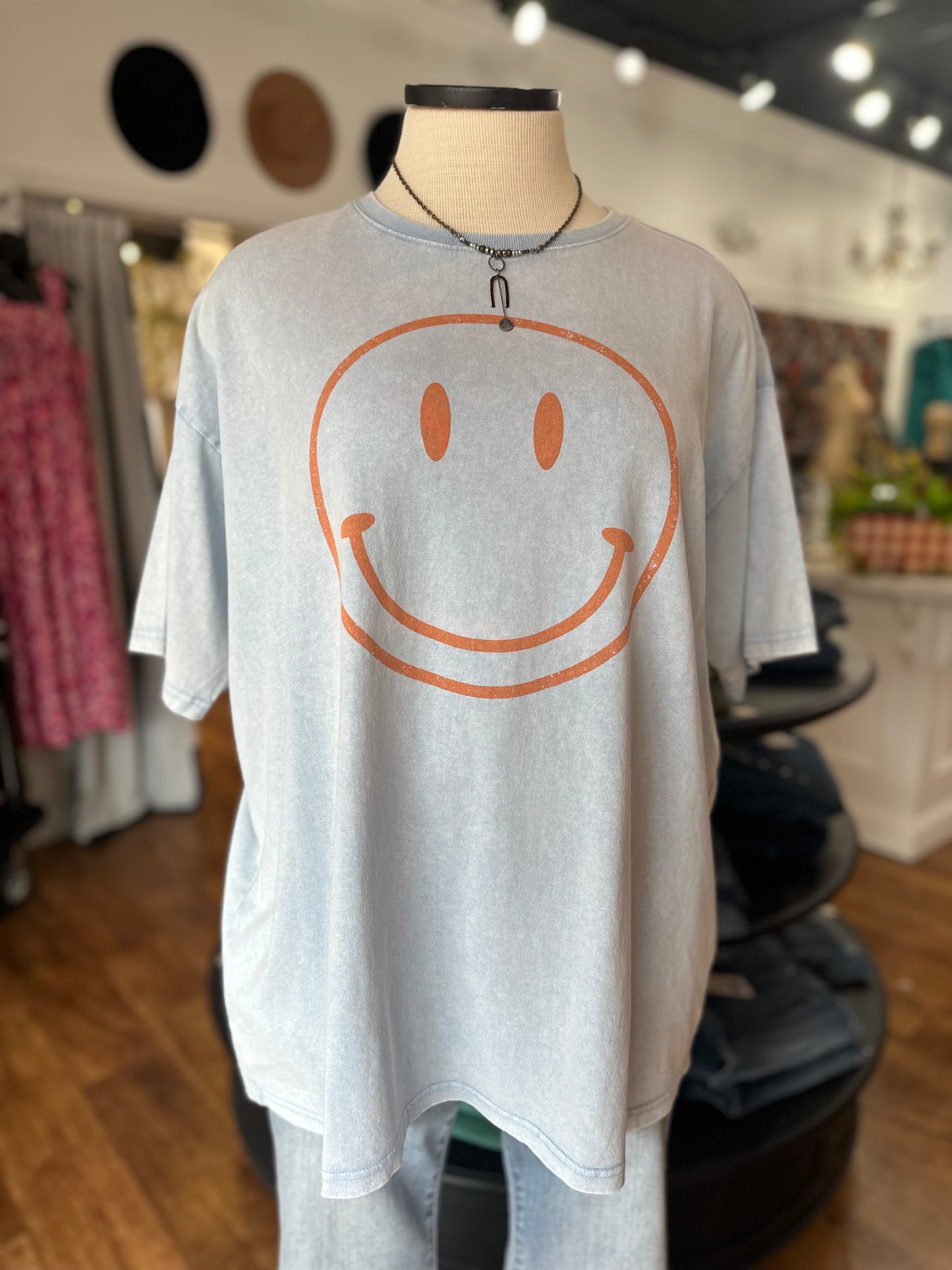 Smile All Day Graphic Tee