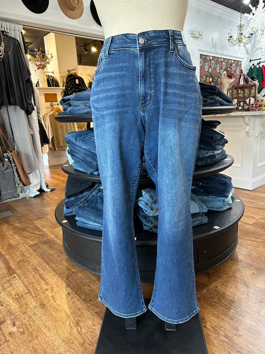 Judy Blue Mid Rise Thermal Bootcut Jean ~ IRENE