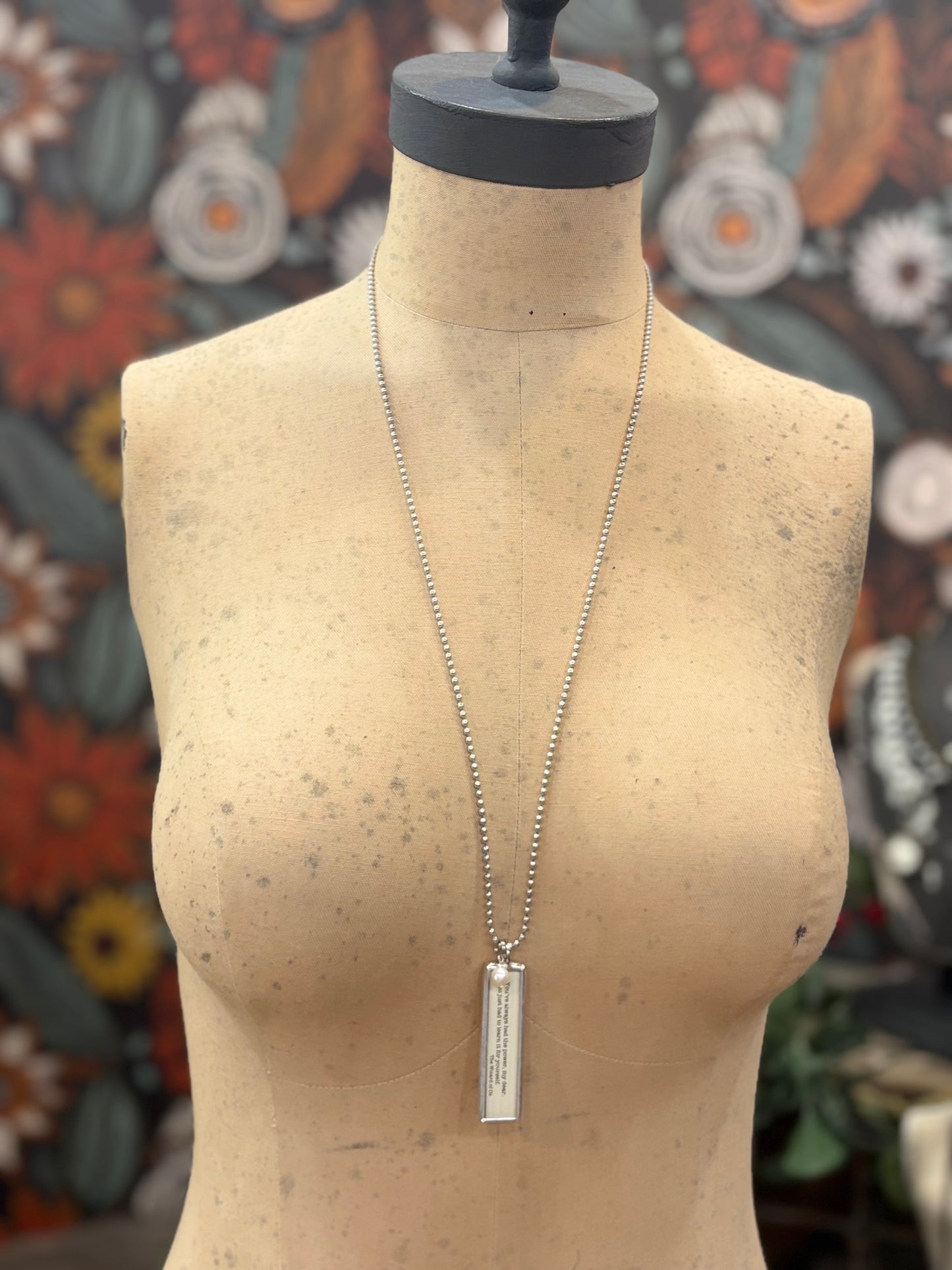 Tell My Story Necklace ~ The Wizard of Oz