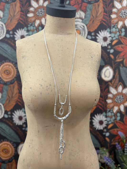Caught Your Eye Layered Necklace - Silver