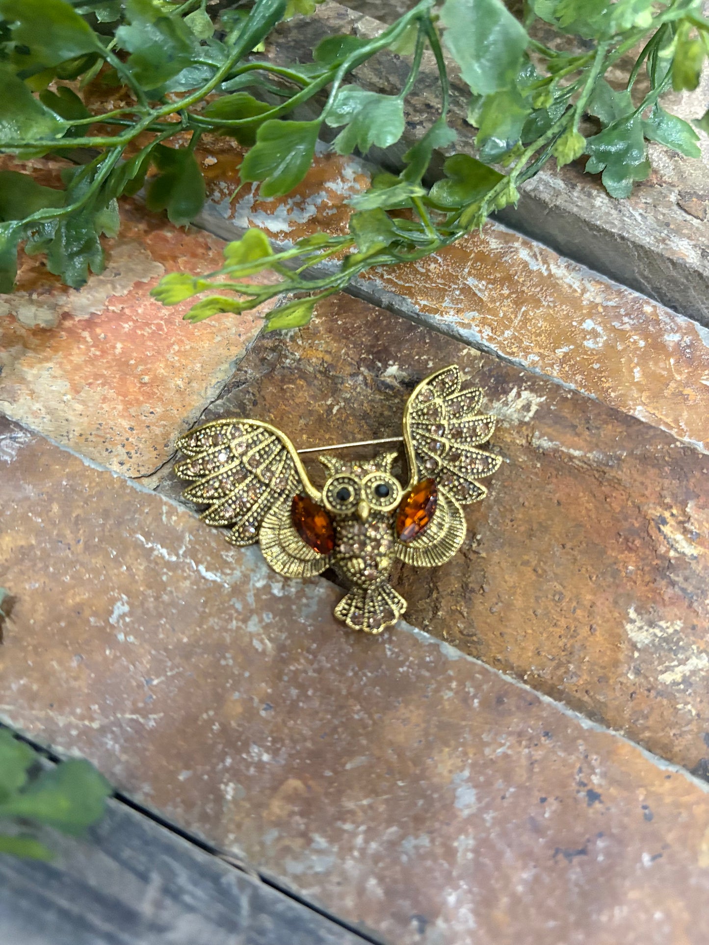 Vintage  Style Owl Brooch