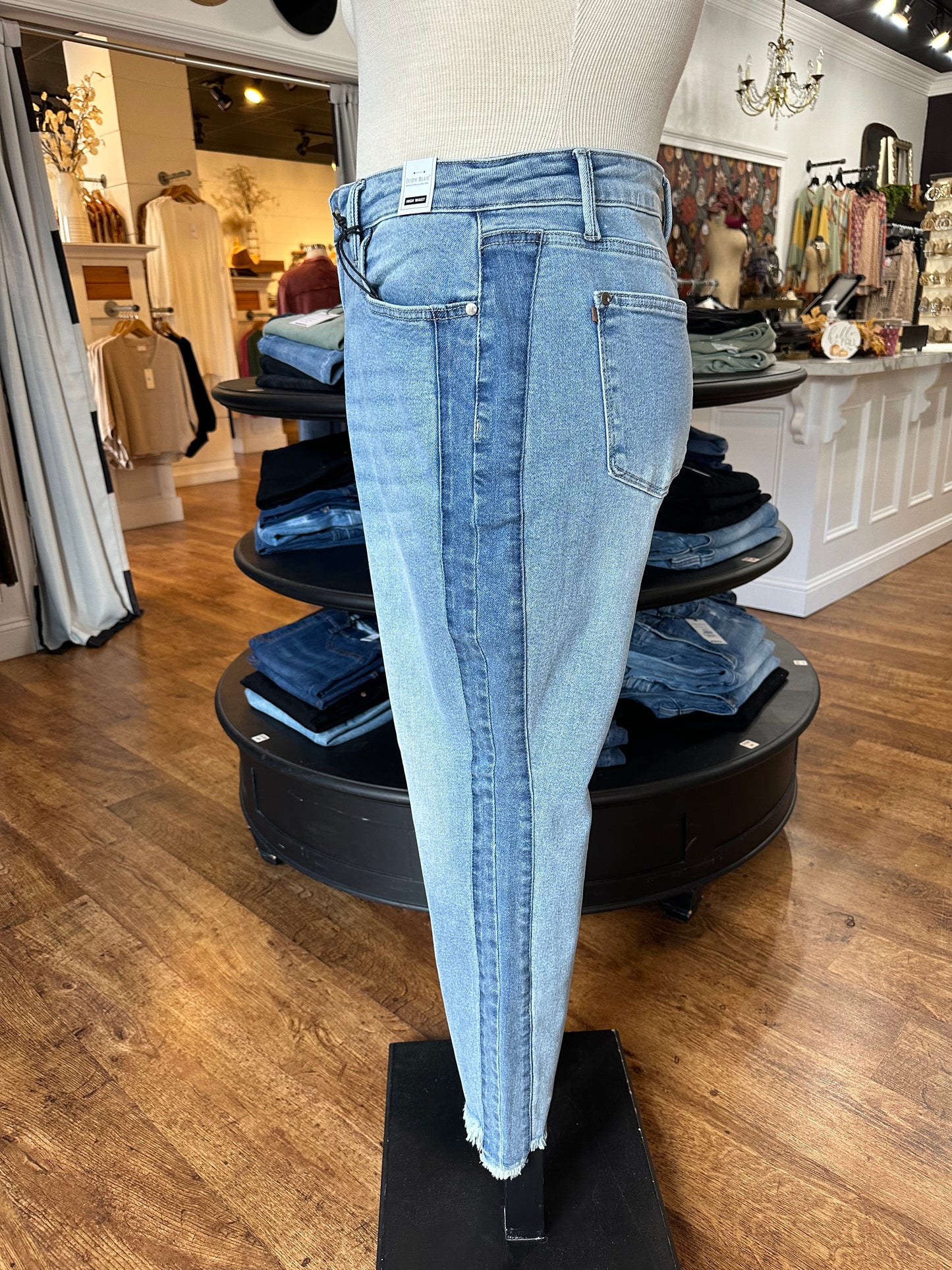 Judy Blue High Waist Vintage Wash Jean ~ COLLINS