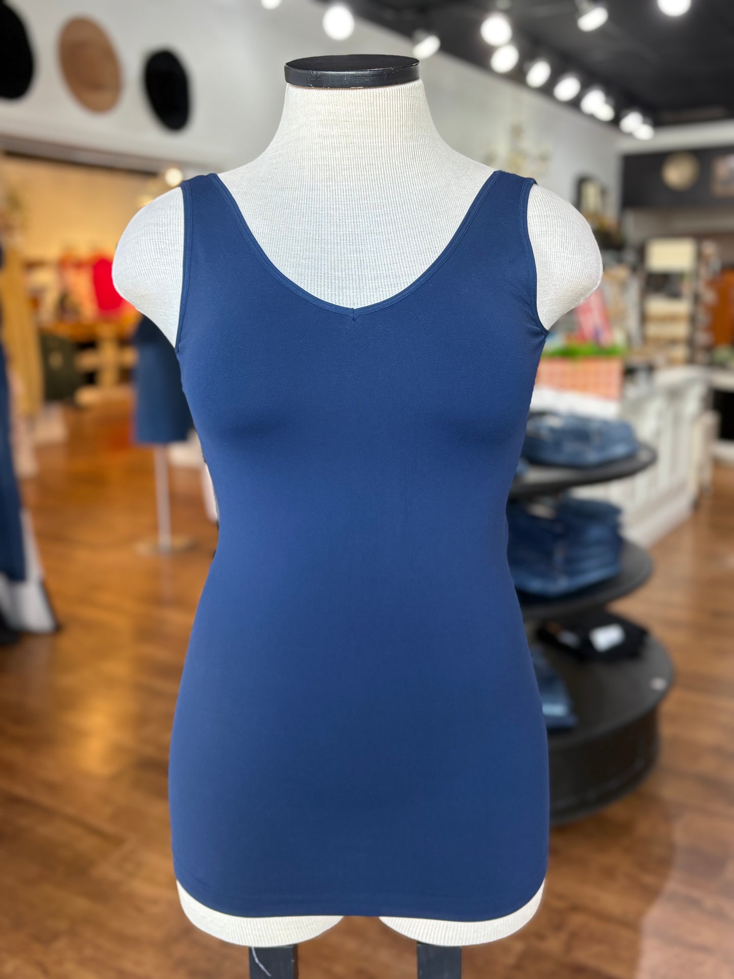 Basic Instincts Reversible Seamless Smoothing Tank ~ Navy