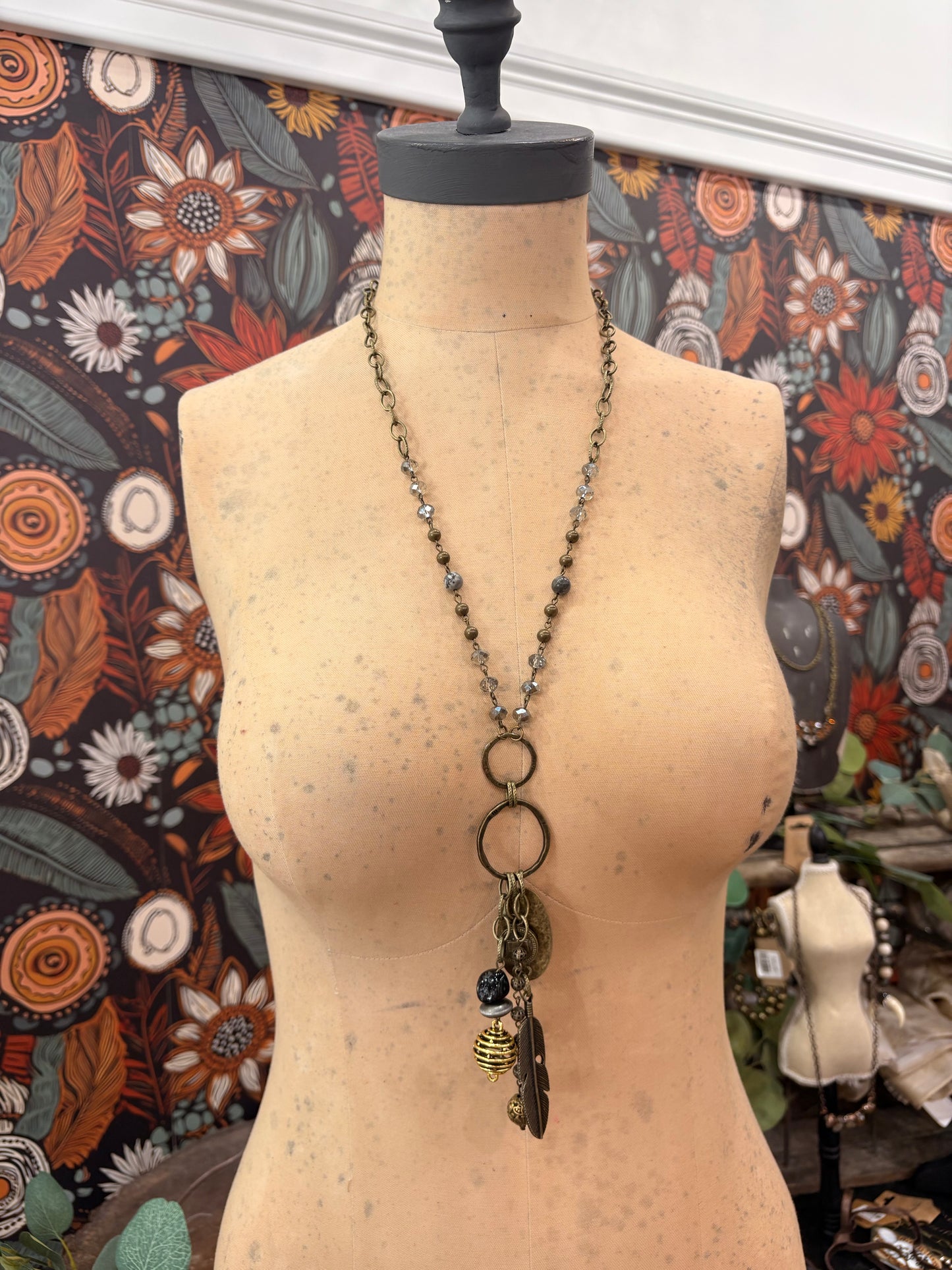Desert Echo Charmed Necklace - Feather
