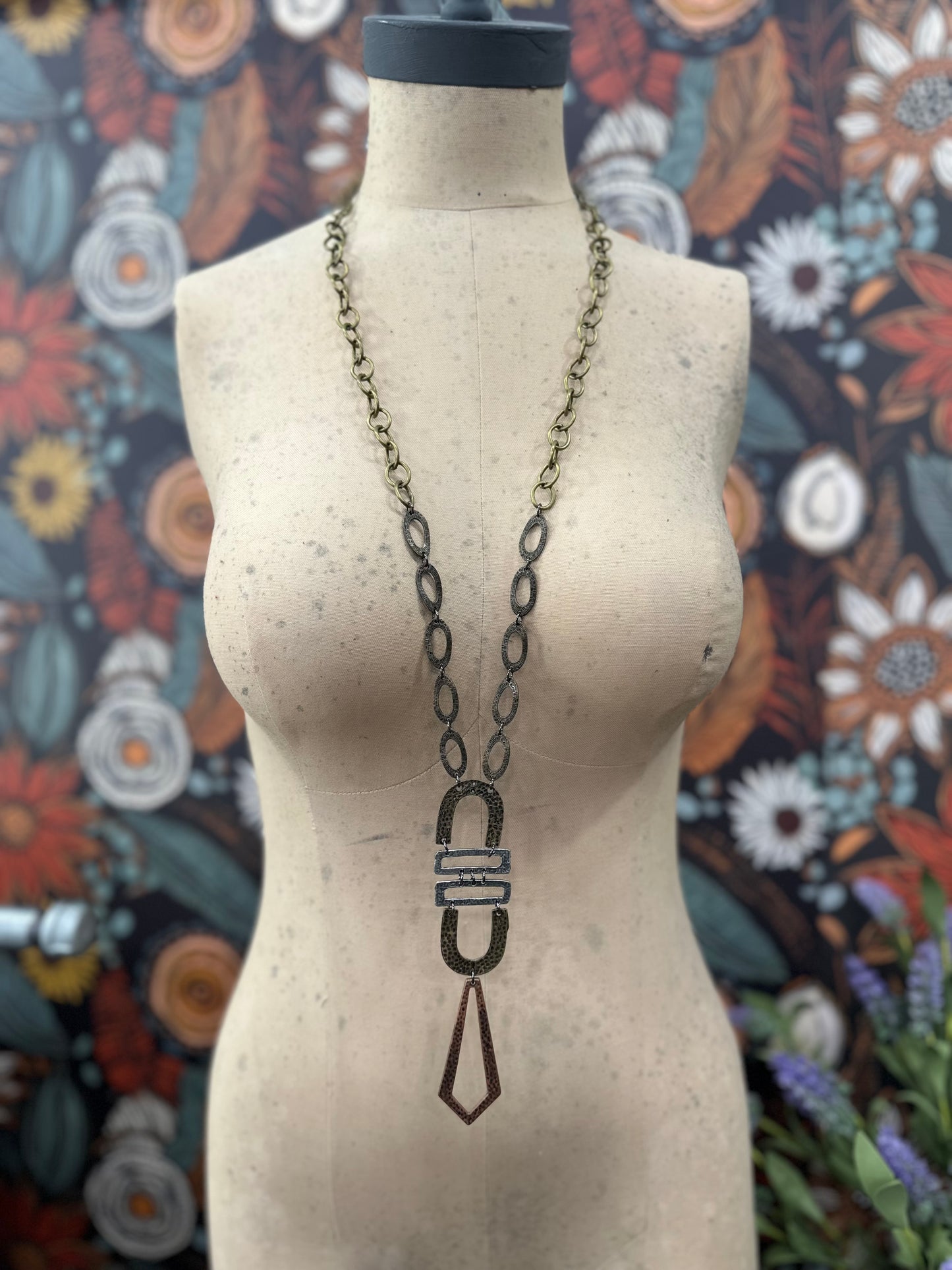 Couldn't Resist Linked Ovals Necklace