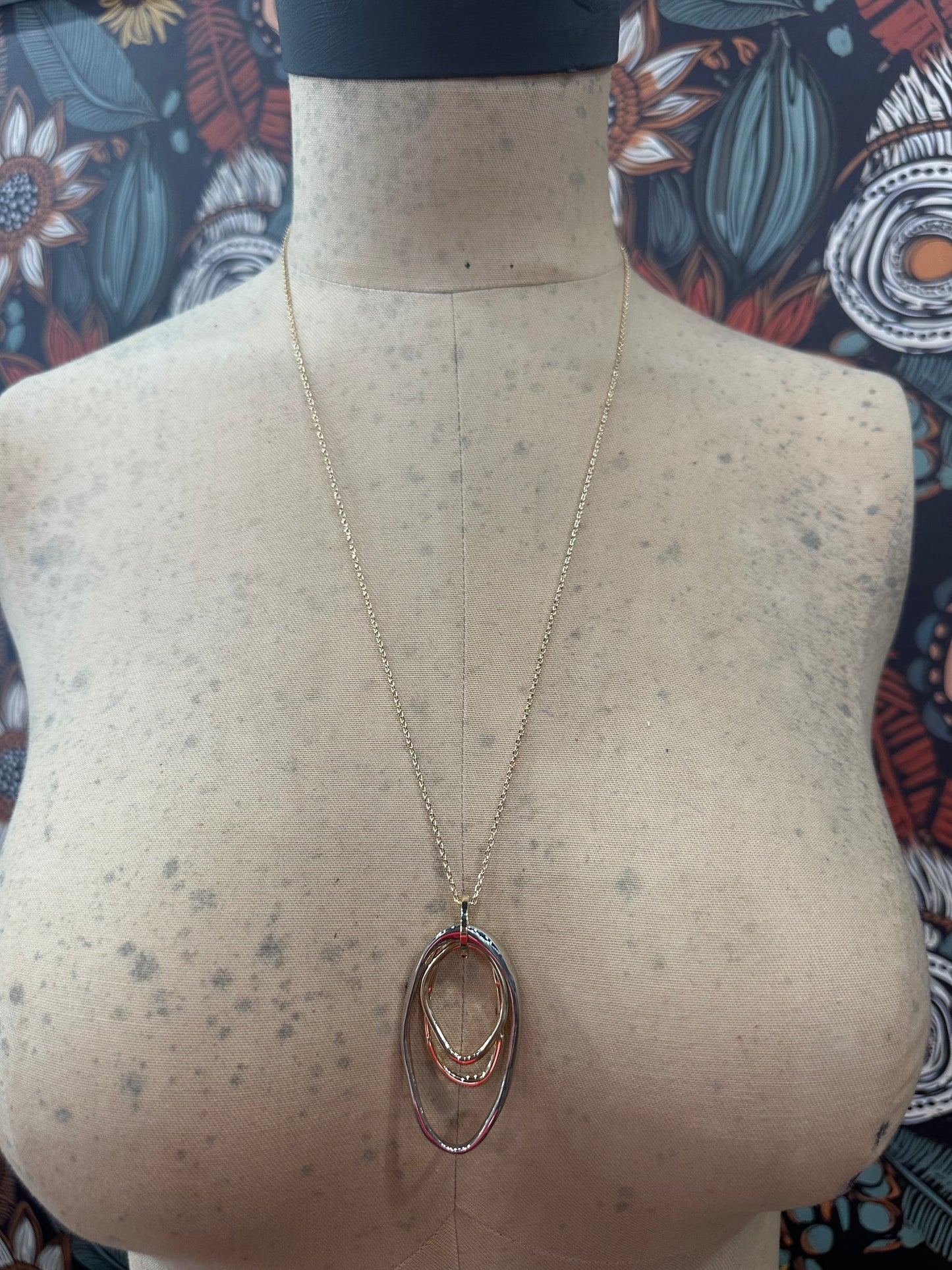 Go For It Triple Oval Pendant Necklace