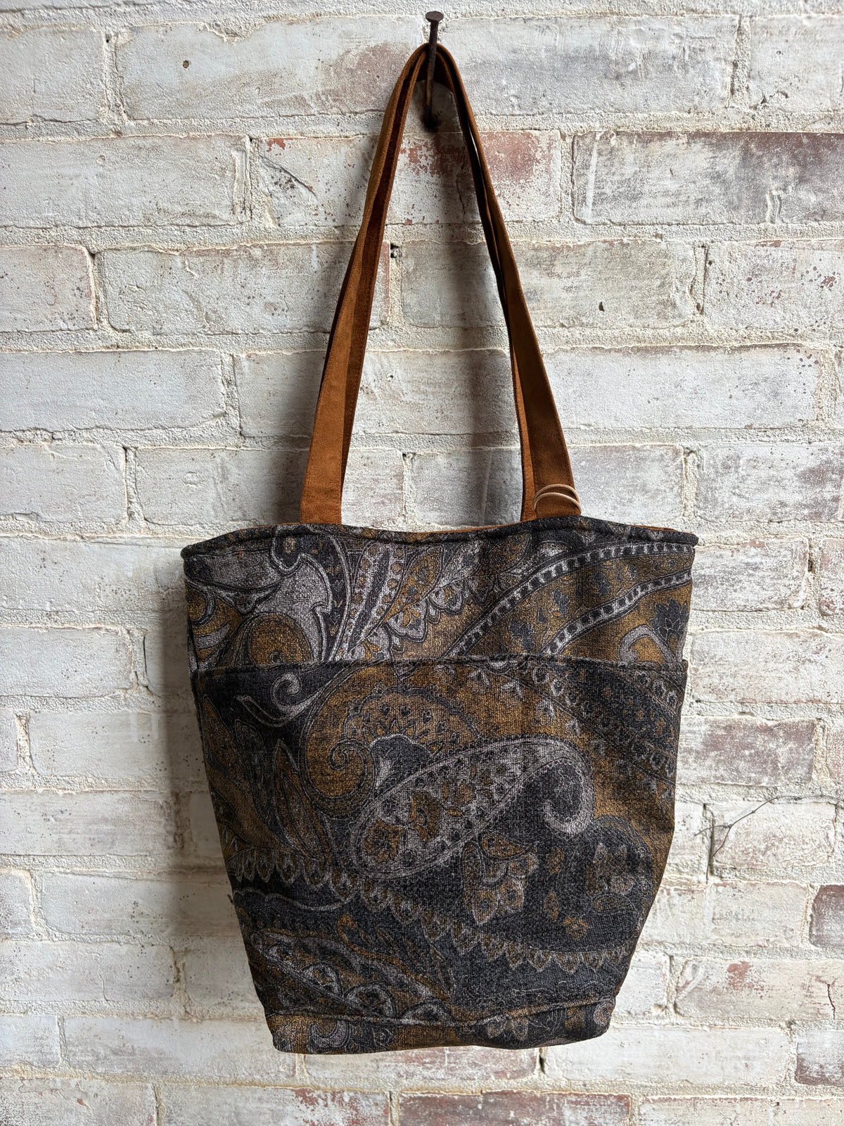 Atenti Chester Bon Bucket Handbag / Project Bag