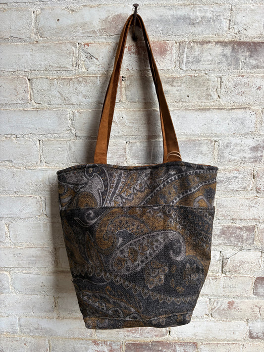 Atenti Chester Bon Bucket Handbag / Project Bag