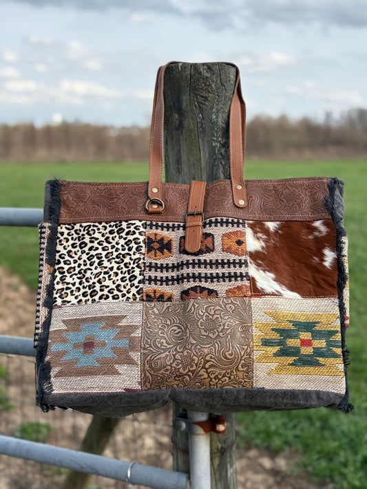 Myra Academia Weekender Bag