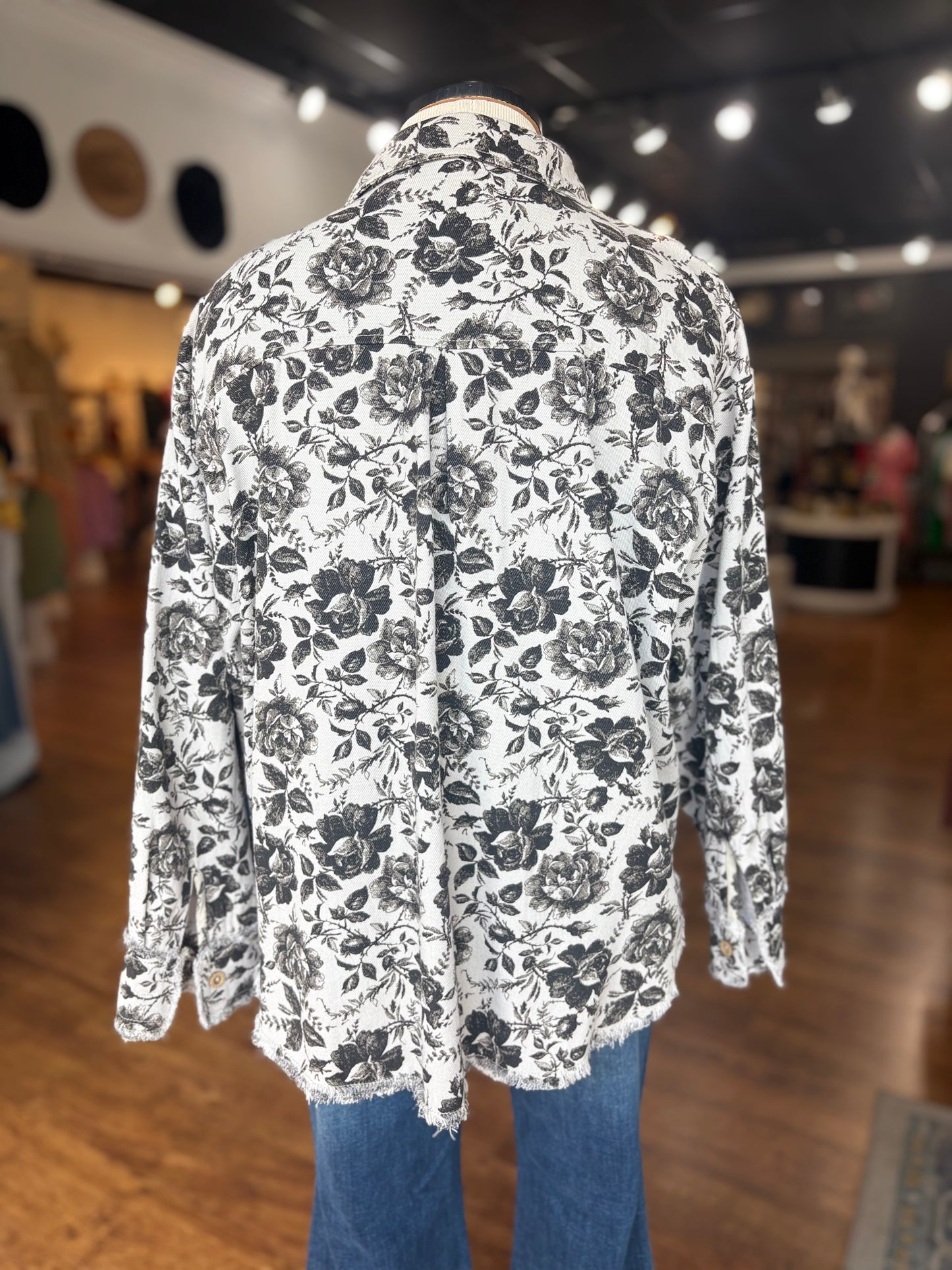 Hold Your Gaze Twill Top