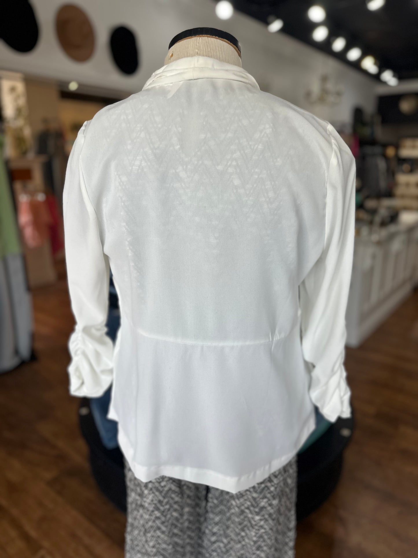 Simply Sophisticated Blazer ~ White