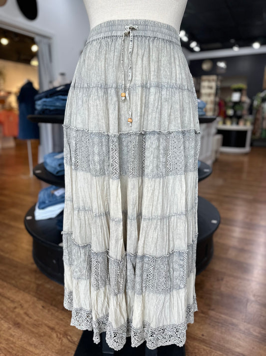 Afternoon Stroll Tiered Lace Skirt