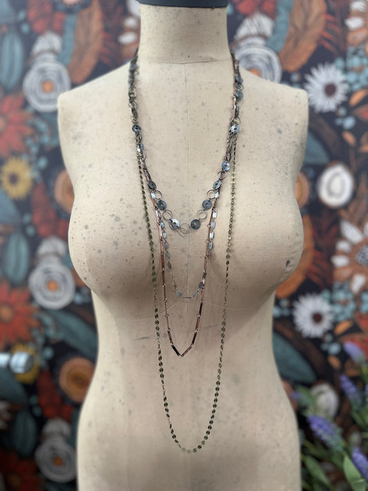 Let Loose Multi Chain Necklace