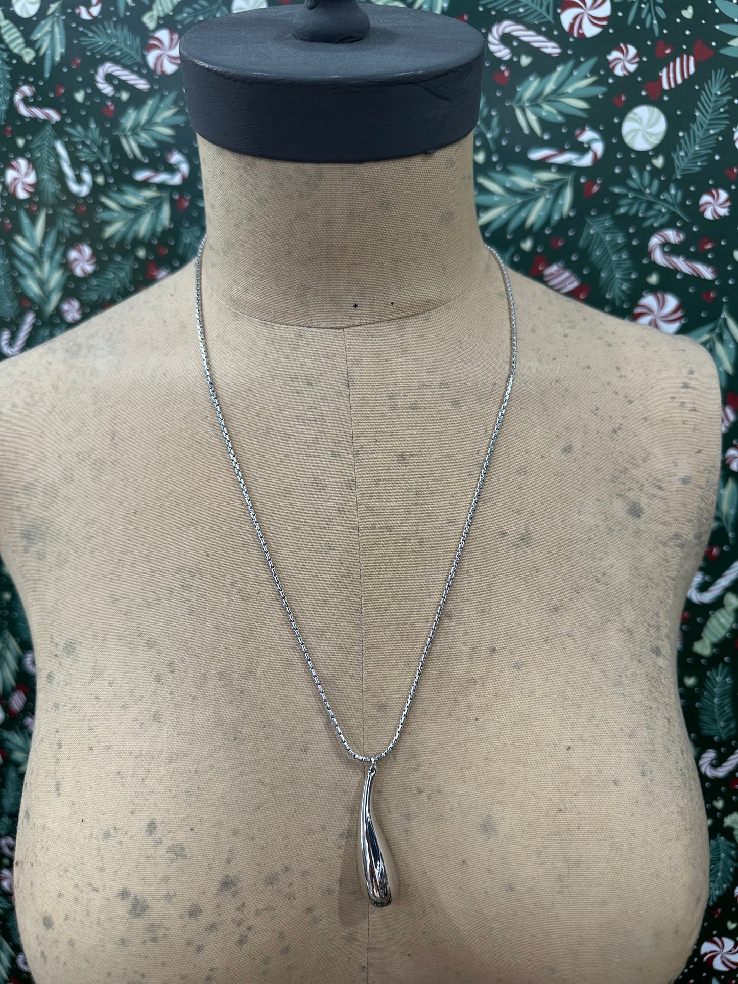 Better Days Teardrop Pendant Necklace ~ Silver