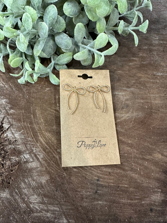 Pretty Little Things Bow Earrings ~ Gold