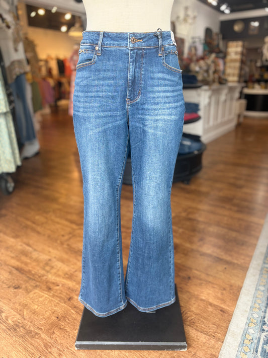 Judy Blue Mid Rise Bootcut with Harness Trim Jean ~ DAISY