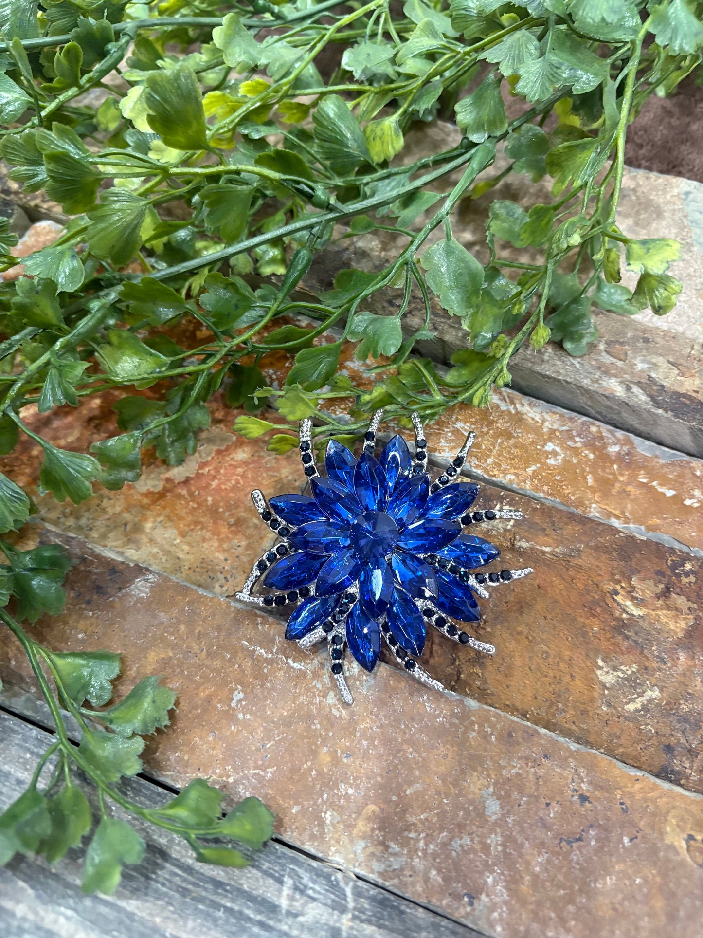 Sapphire Blue Flower Starburst Brooch