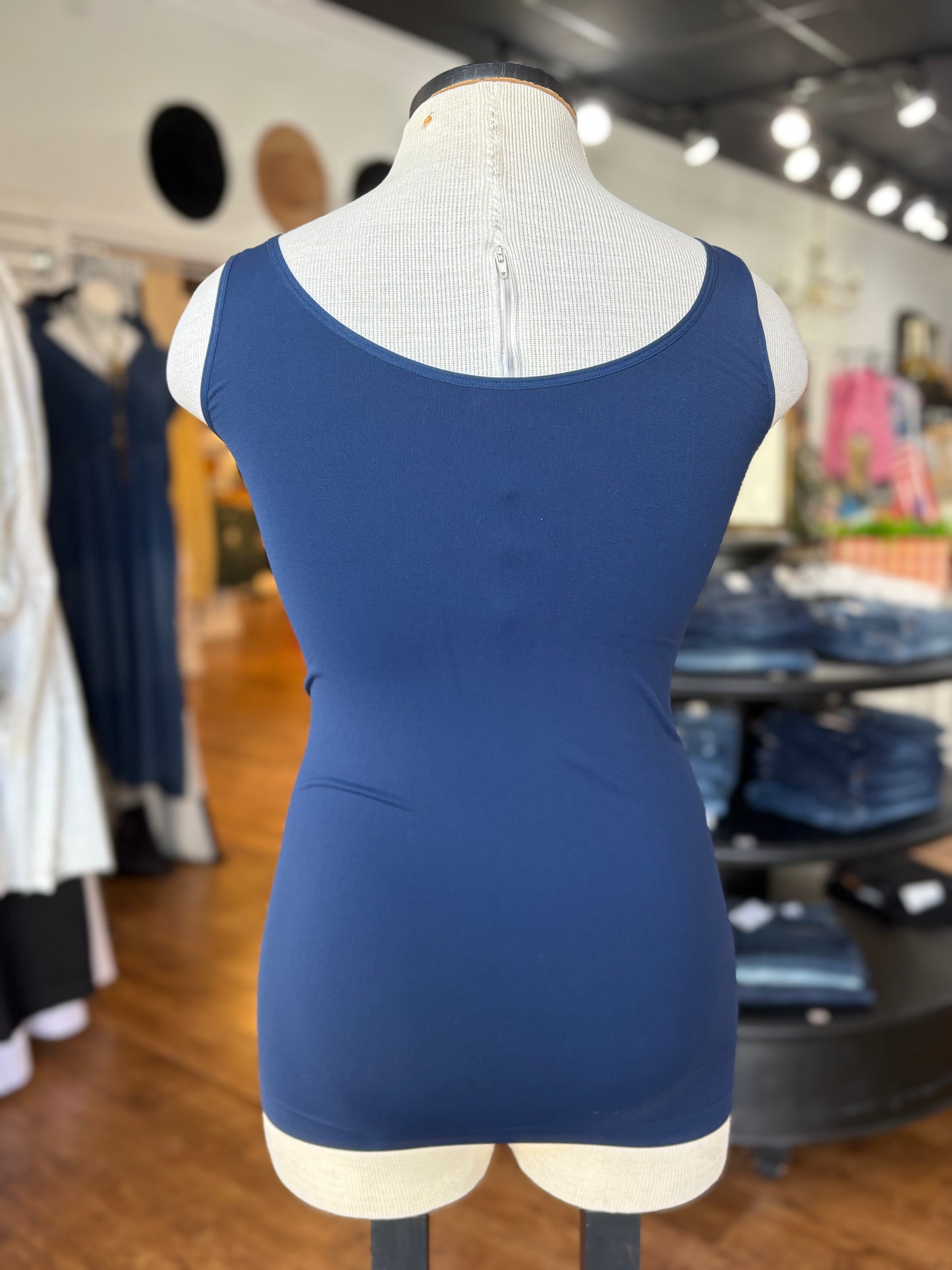 Basic Instincts Reversible Seamless Smoothing Tank ~ Navy