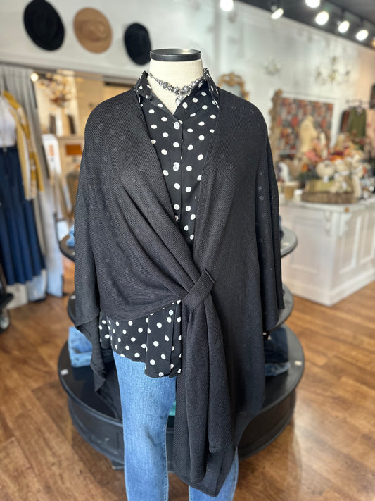 That's A Wrap Poncho ~ Black