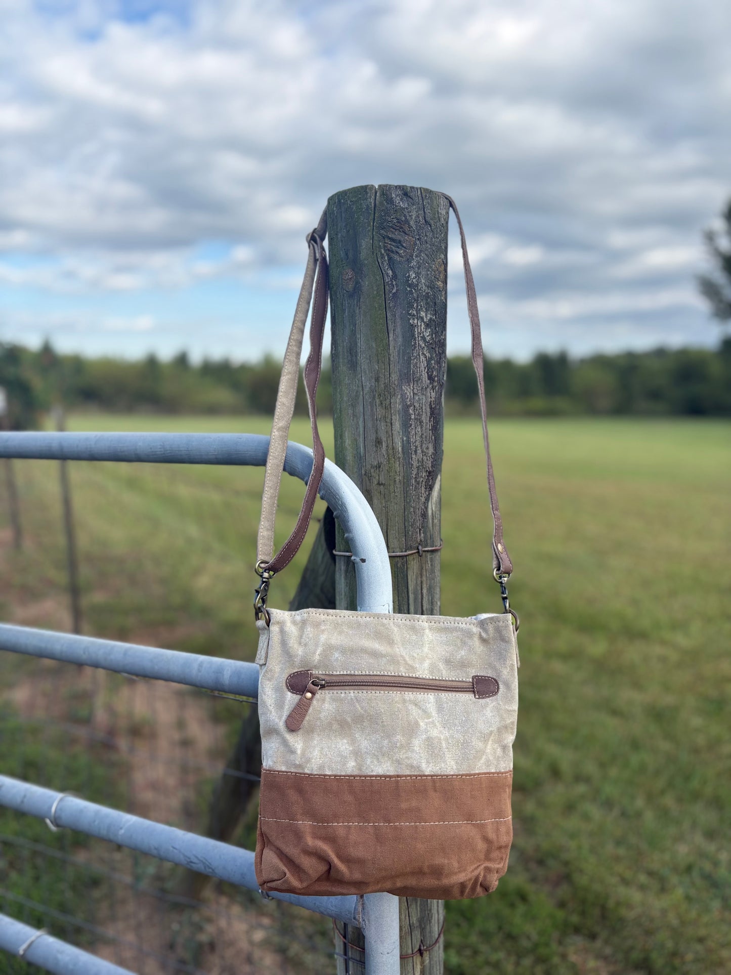 Myra Leather Star Small & Cross Body Bag