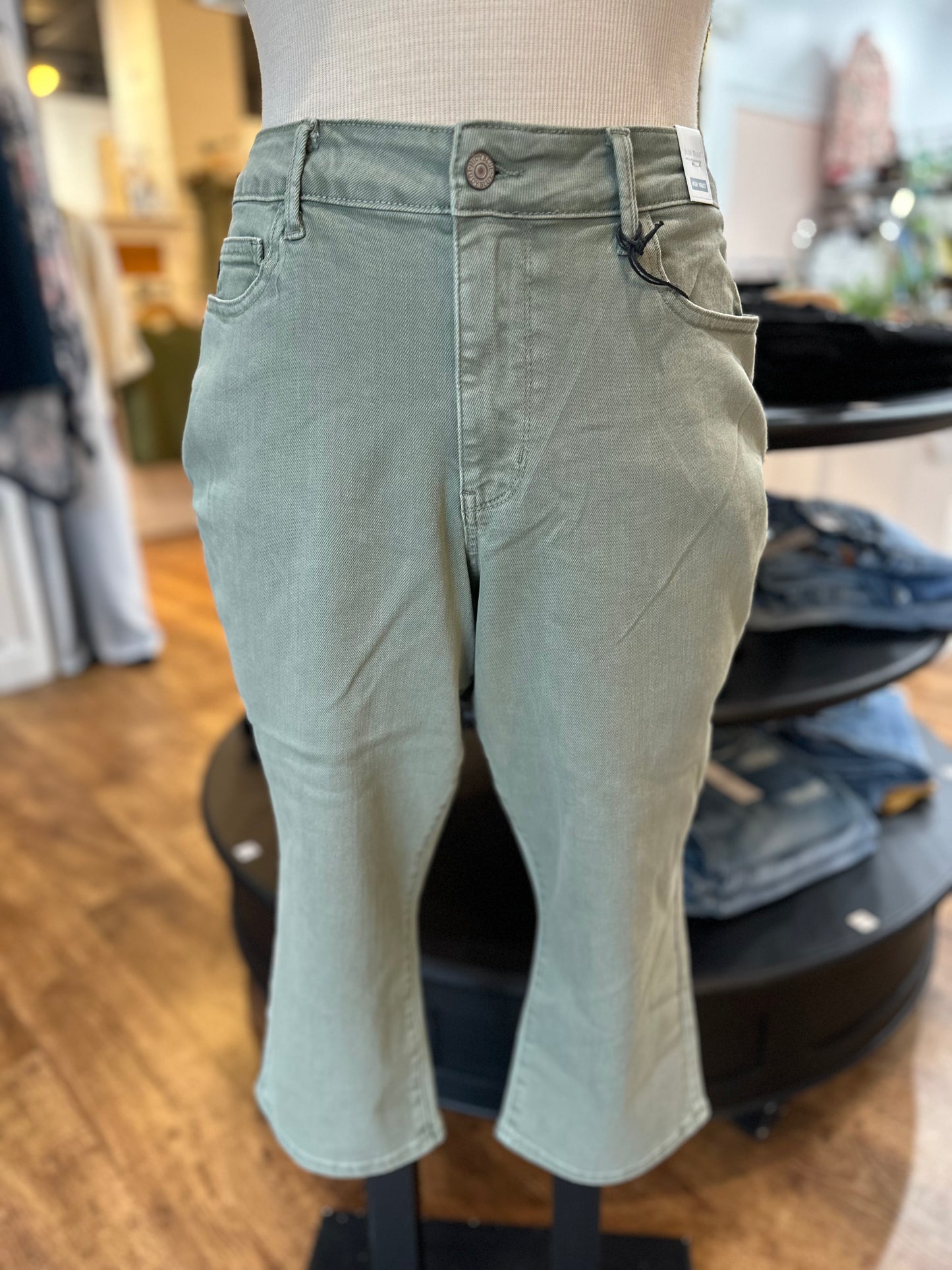 Judy Blue Mid Rise Sage Capris ~ PARKER